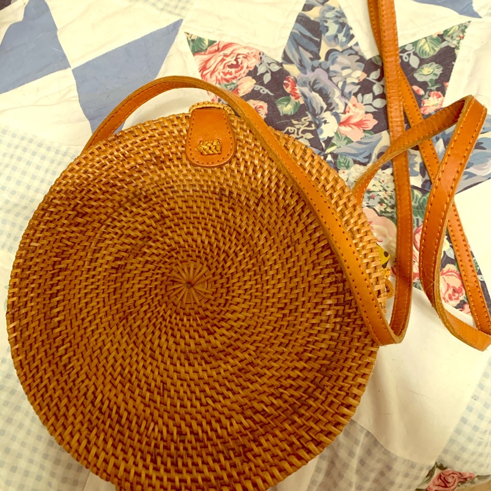 Wicker Round Purse